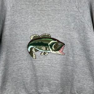 Vintage Fishing Sweatshirt | Bass Fish Embroidery | Outdoors Cabin Pullover M/L